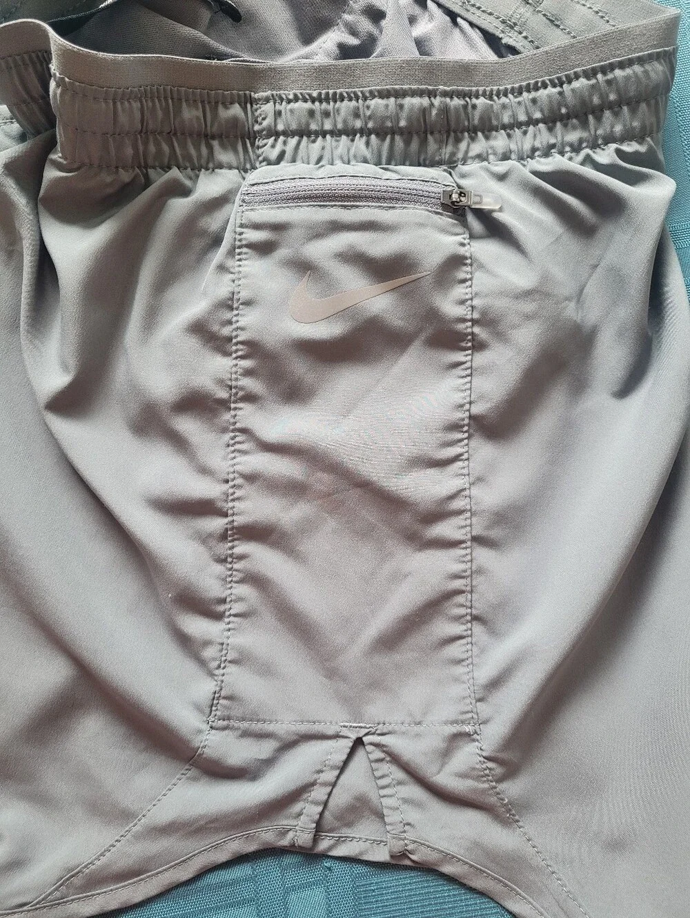 Nike Dri-FIT Gray Running Shorts Women's Small 4